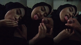 Hijab Viral Dinda Nemenin Ayang Coli