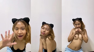 Tuan Mau Adopsi Aku Gak