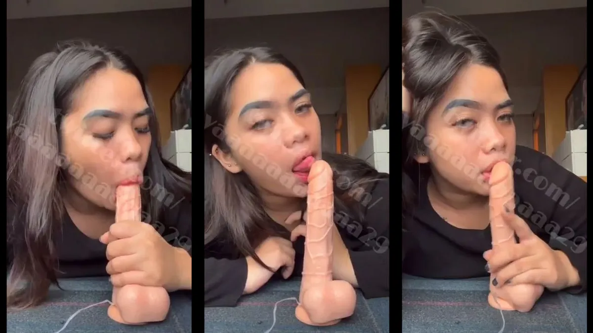 Video Bokep Aviva Tiktokers Sepong Dildo